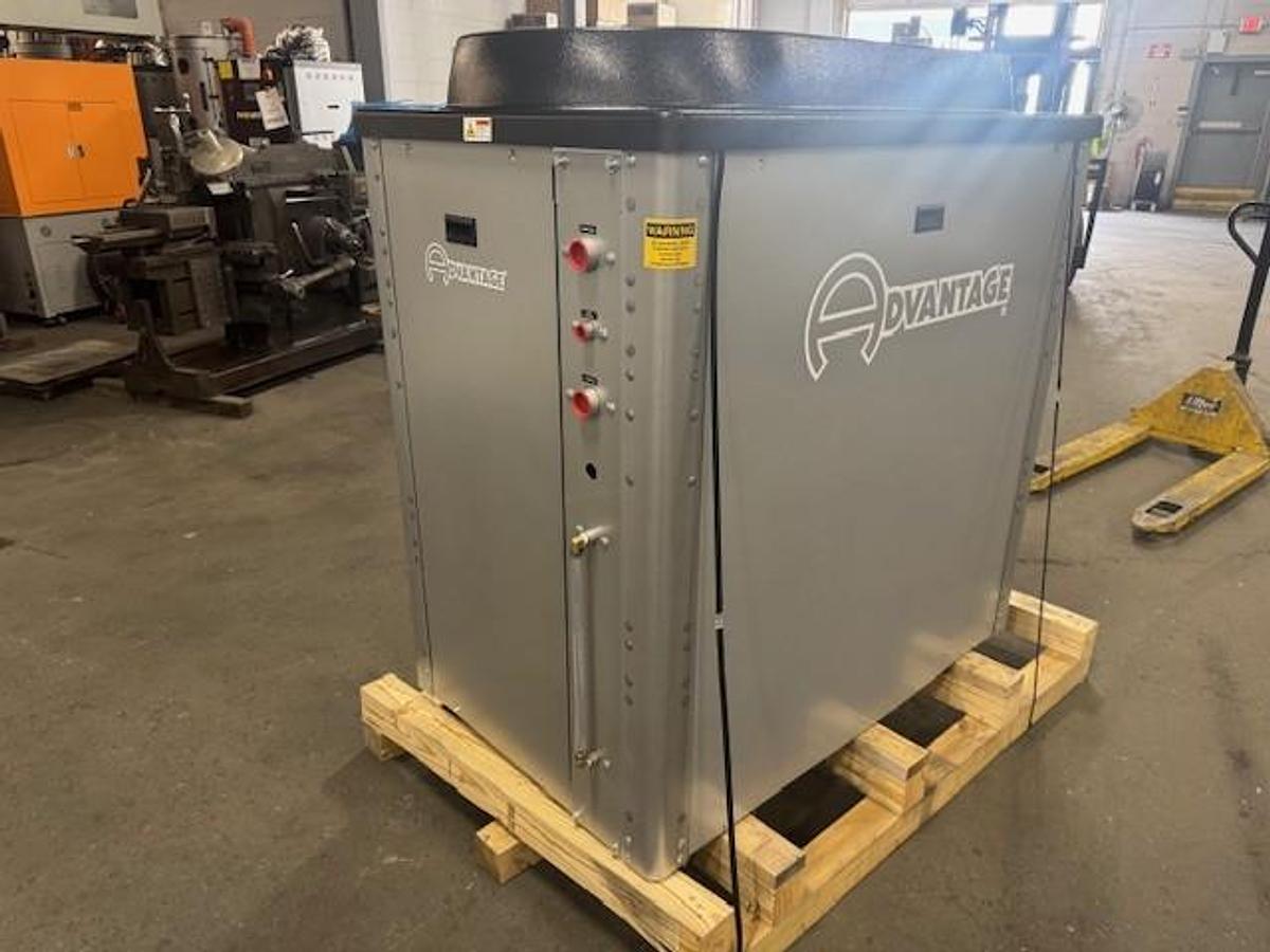 Advantage 10 Ton Air-Cooled Chiller 460V