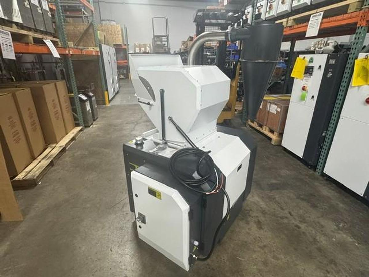 16.9 HP Shini SG-2348 Beside the Press Granulator with Blower and Cyclone (2026)