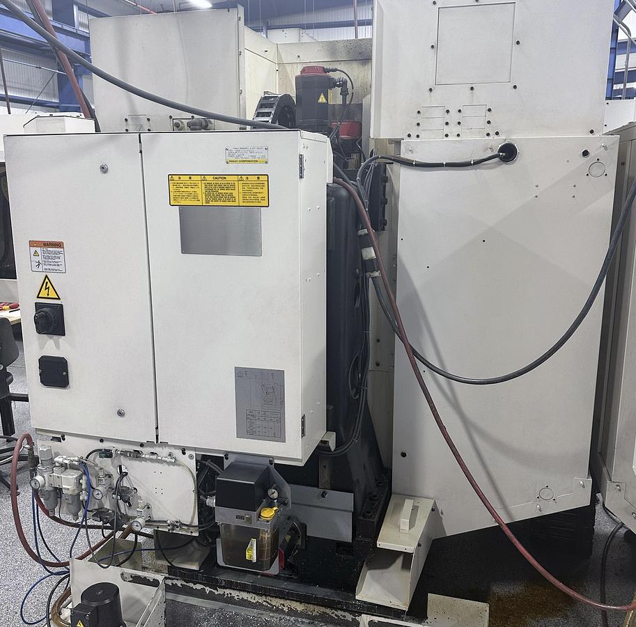 Used 2018 Fanuc Robodrill D21LiB5 ADV CNC Vertical Mill