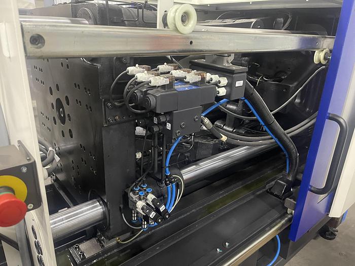 Used 180 Ton, 12.64 Oz., Haitian MAIII 1600/570 Injection Molding Machine (2022)