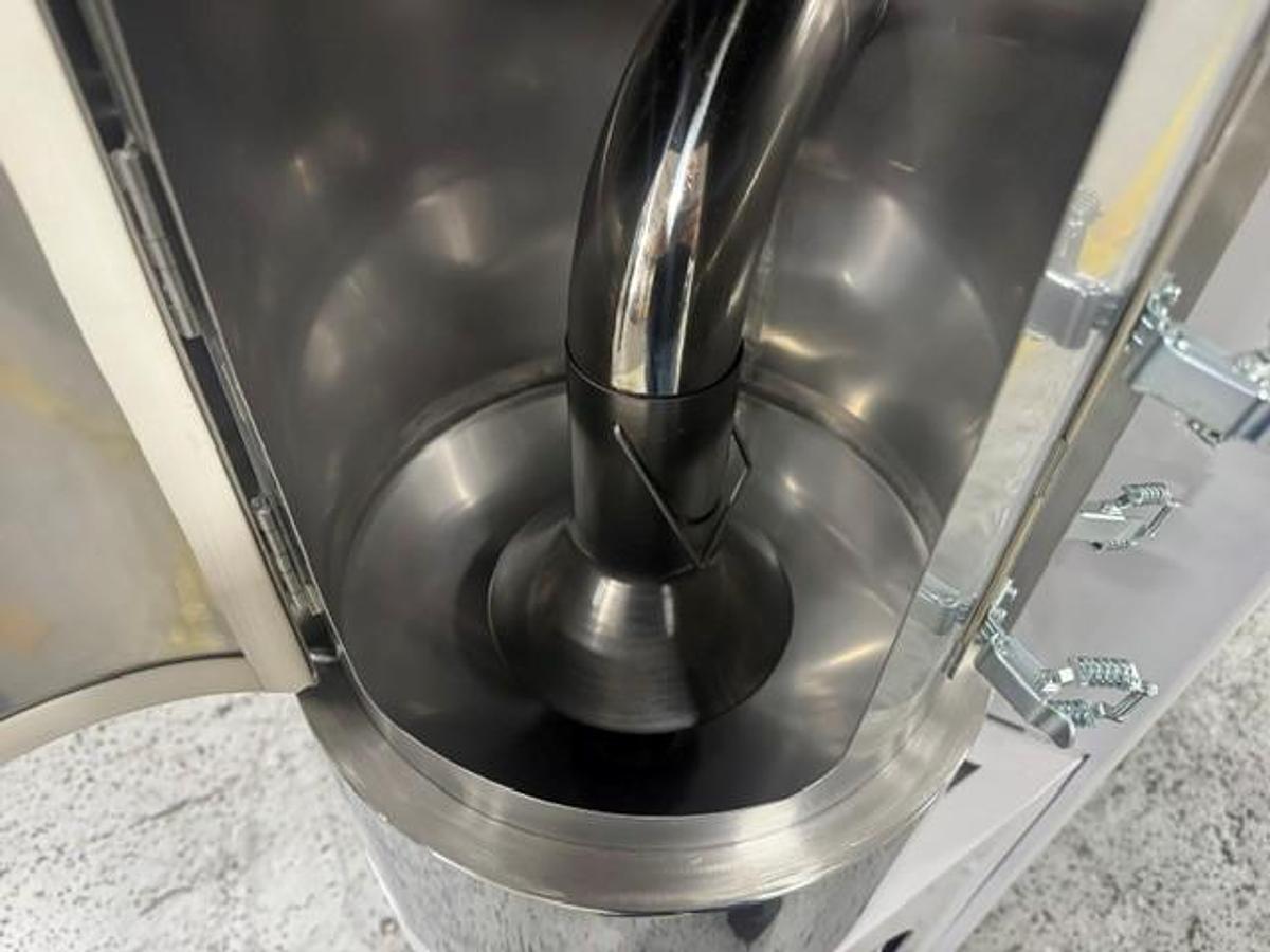 30 lb./hr Matsui MJ3-25U Material Dryer with 55 lb. Hopper (2026)