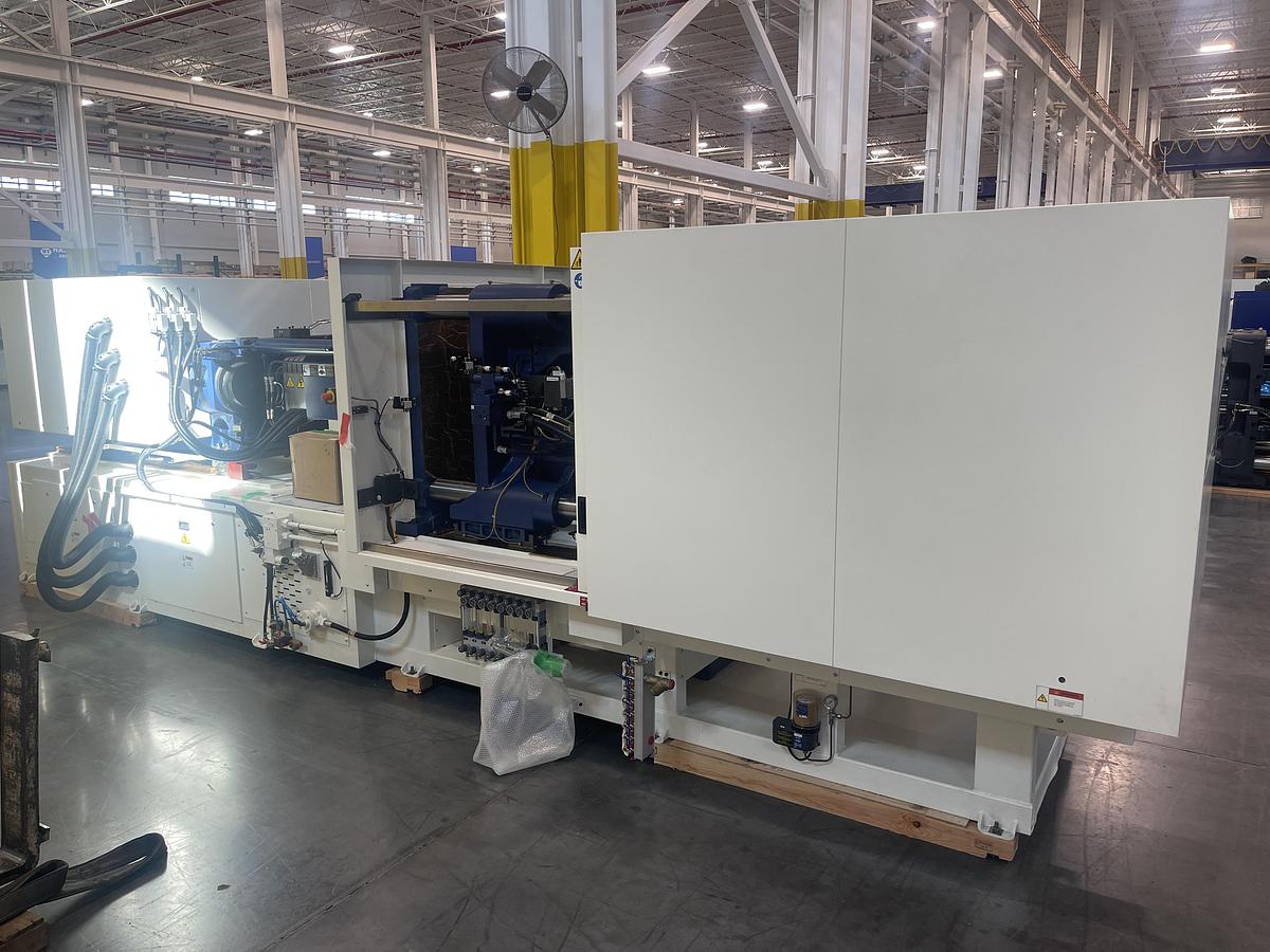 405 Ton, 39.73 oz Niigata MZ 3600/2250 Injection Molding Machine (2025)