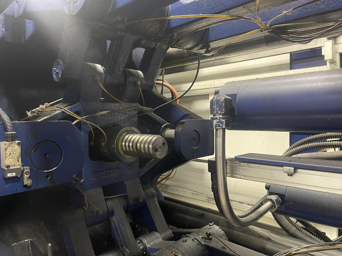 Used 337 Ton, 15.10 Oz., Haitian Zhafir ZE 3000/1100h Injection Molding Machine (2016)