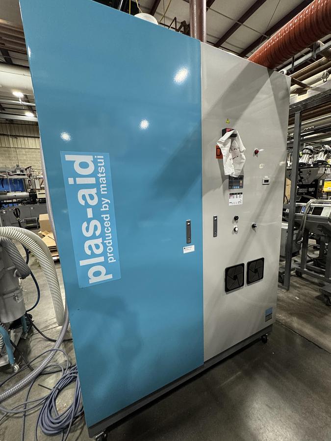 Used Matsui DMZ Series Material Dryer with Hopper (2022)