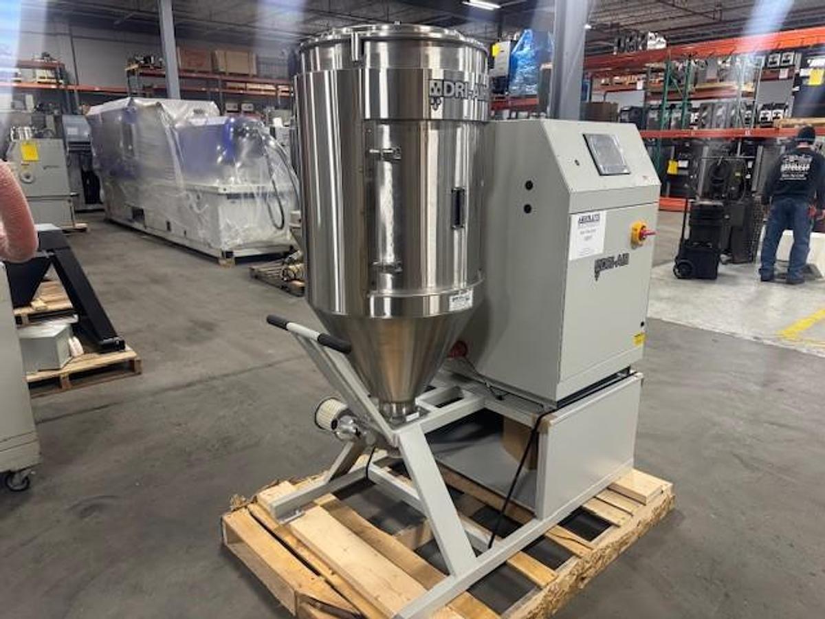 60 lbs/hour Dri-Air Material Dryer With 200 lb. Capacity Hopper (2026)