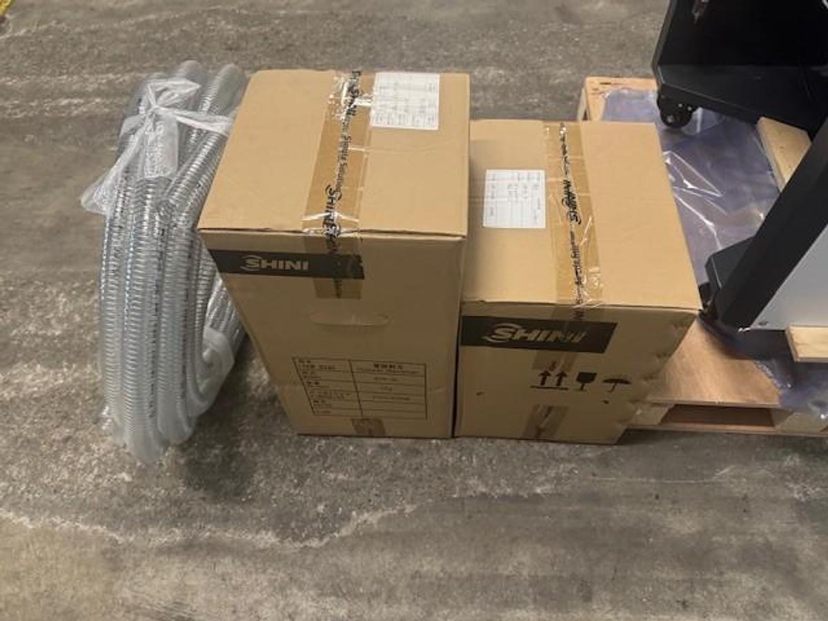 20 CFM Shini Desiccant Wheel Dryer w/Hopper & Cart