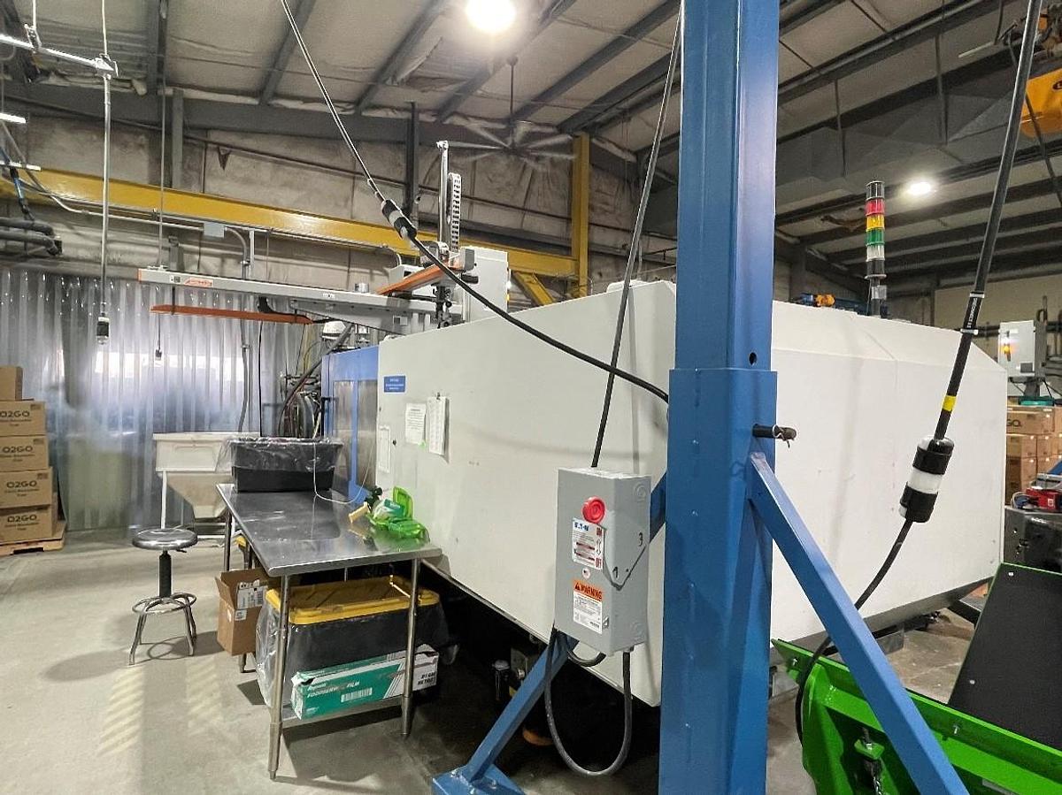 Used 427 Ton, 86.8 oz Haitian MA 3800/2250 Series II Injection Molding Machine (2013)