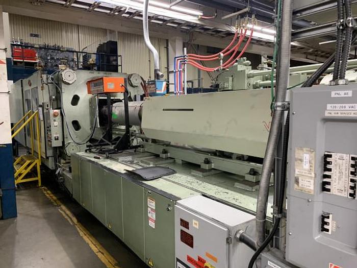 Used 943 Ton, 201.2 oz. Nissei Injection Molding Machine