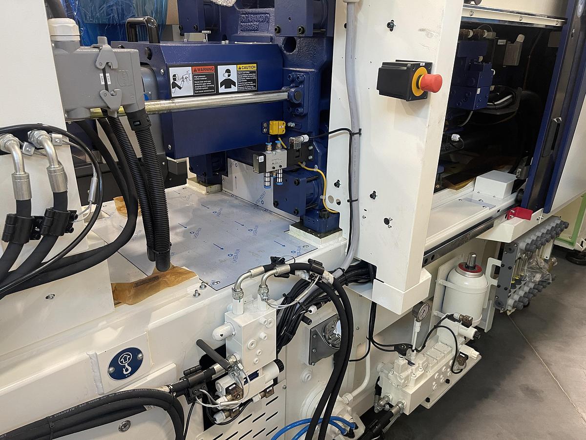 101 Ton, 2.15 oz Haitian ZEV 900/160 Injection Molding Machine (2024)