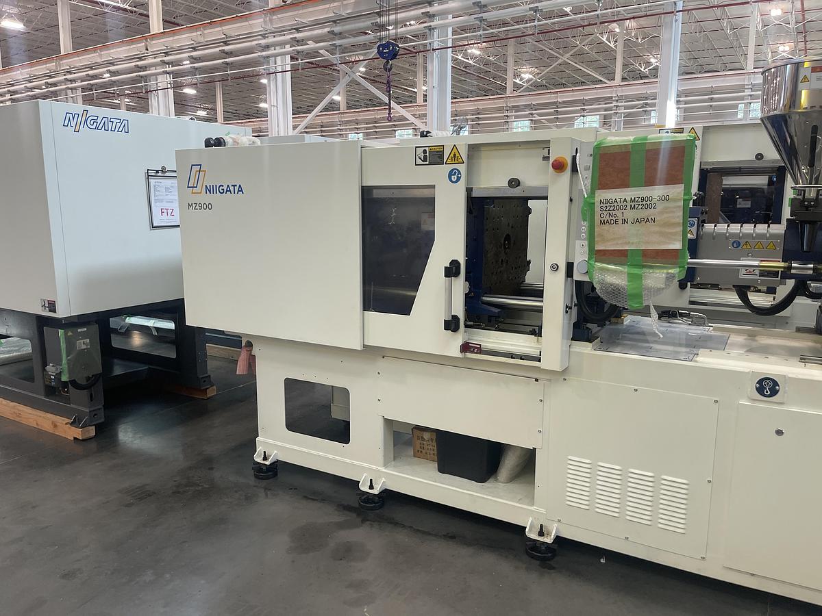 101 Ton, 3.73 oz Niigata MZ 900/300 Injection Molding Machine (2024)