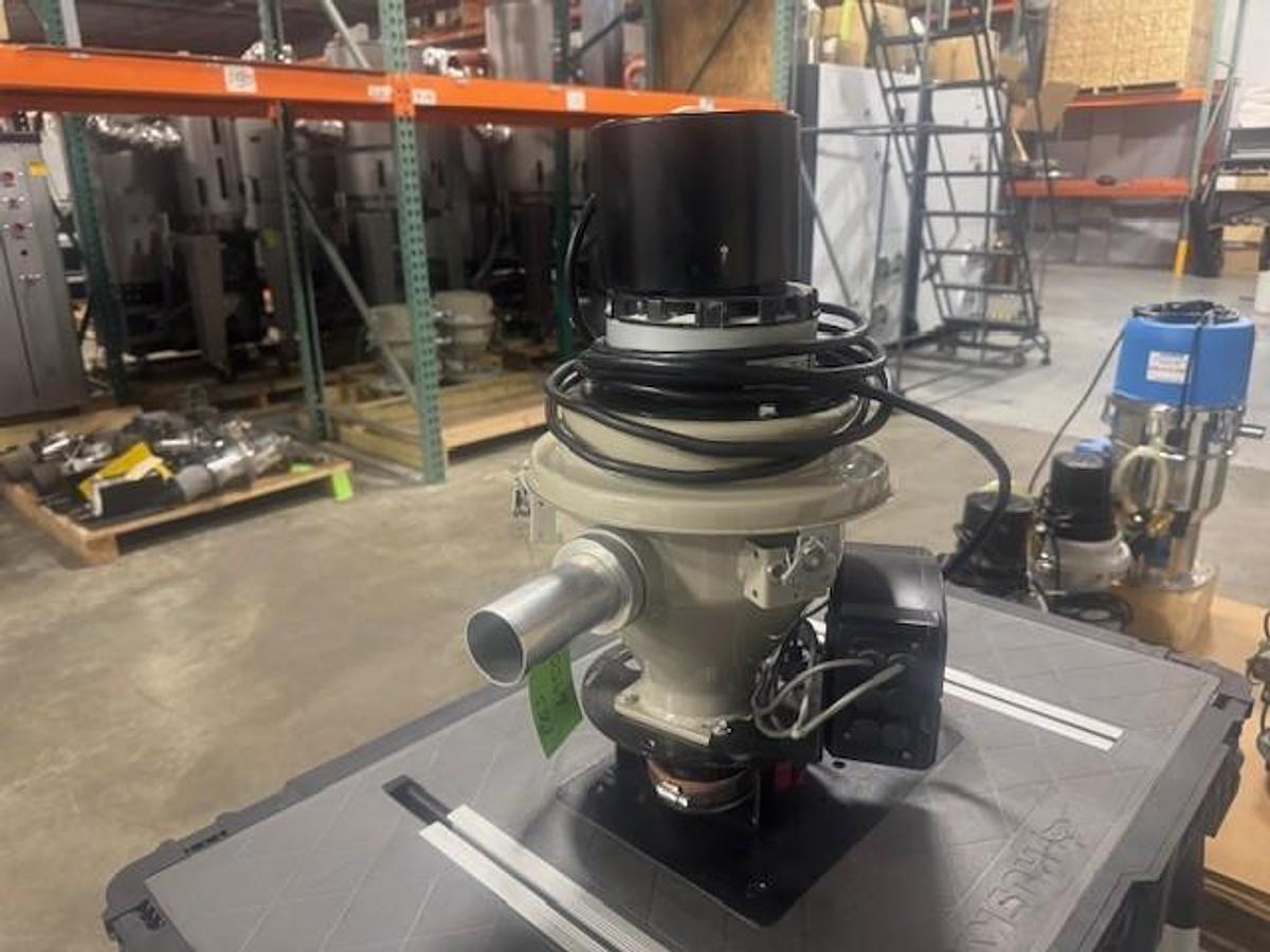 Used Conair DB-8 Self Contained Material Loader