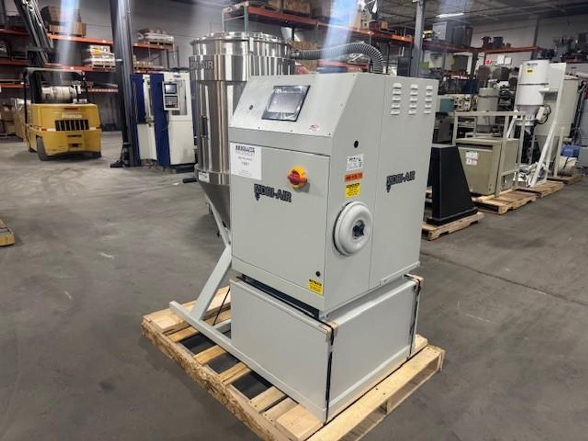 60 lbs/hour Dri-Air Material Dryer With 200 lb. Capacity Hopper (2026)