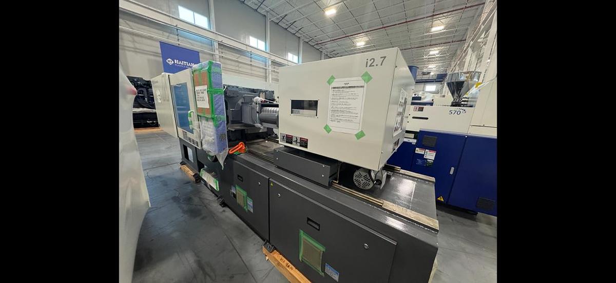 112 Ton, 4.37 Oz., Niigata MD110S8000 Injection Molding Machine