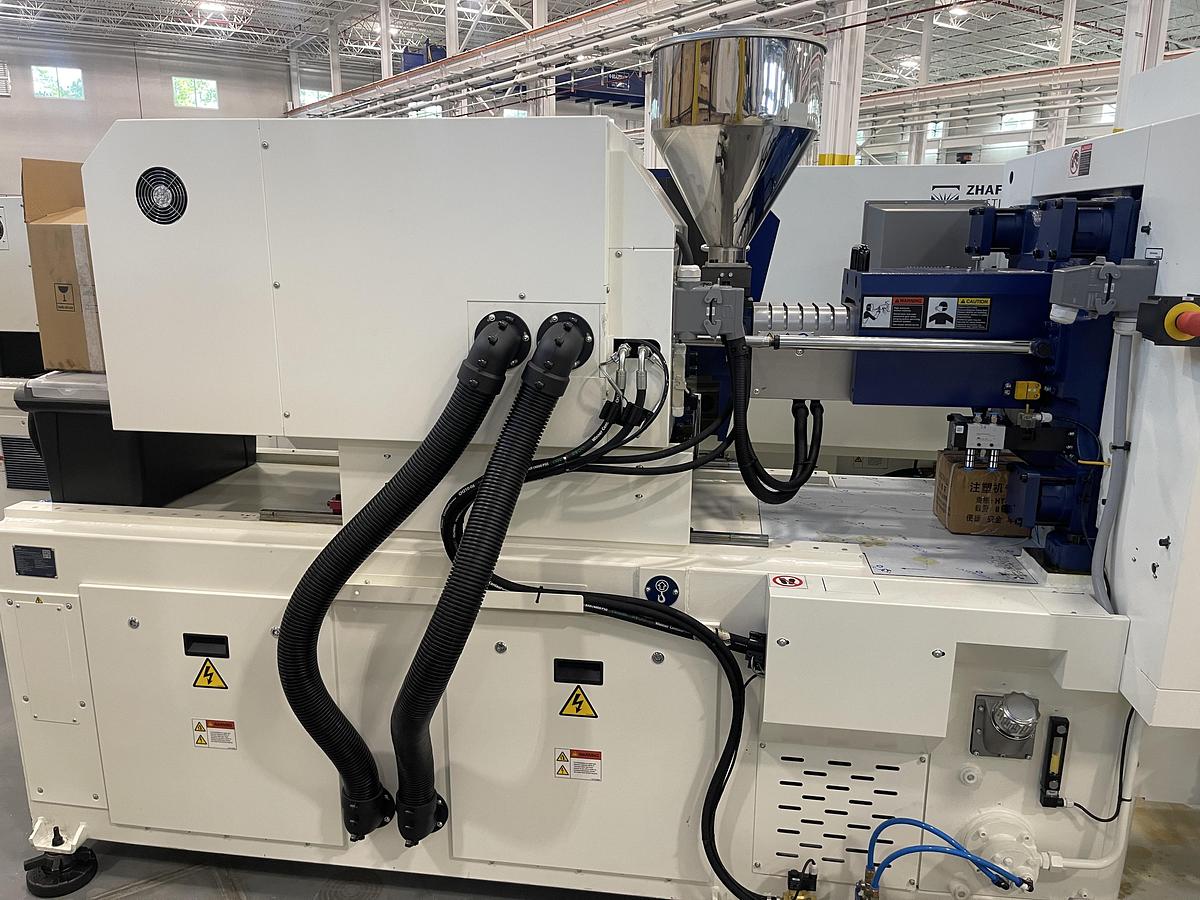 135 Ton, 3.21 Oz., Haitian ZEV 1200/210 Injection Molding Machine