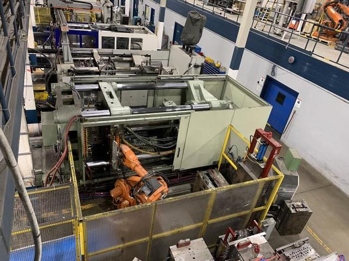 Used 943 Ton, 201.2 oz. Nissei Injection Molding Machine