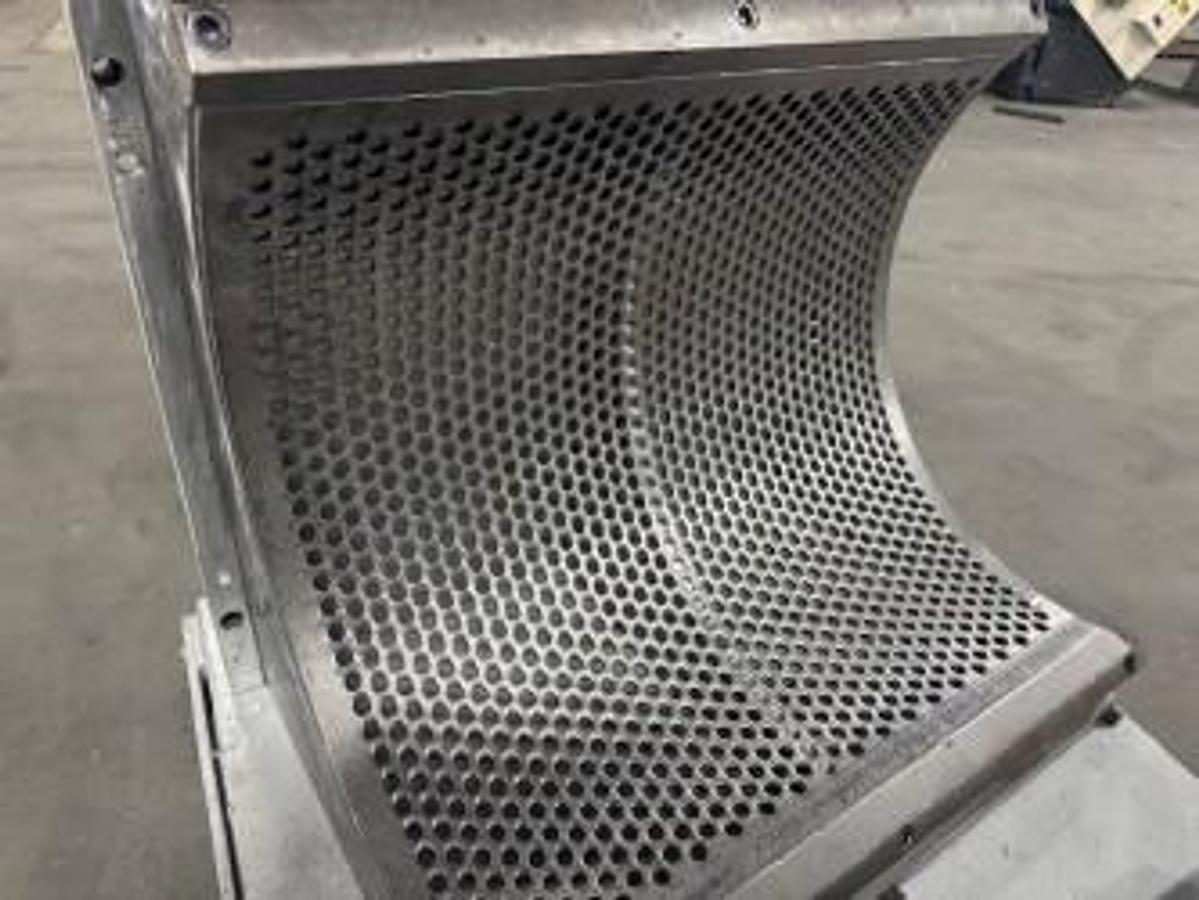 Used Not Ready - Ball & Jewell CG-1620-SCSX Granulator