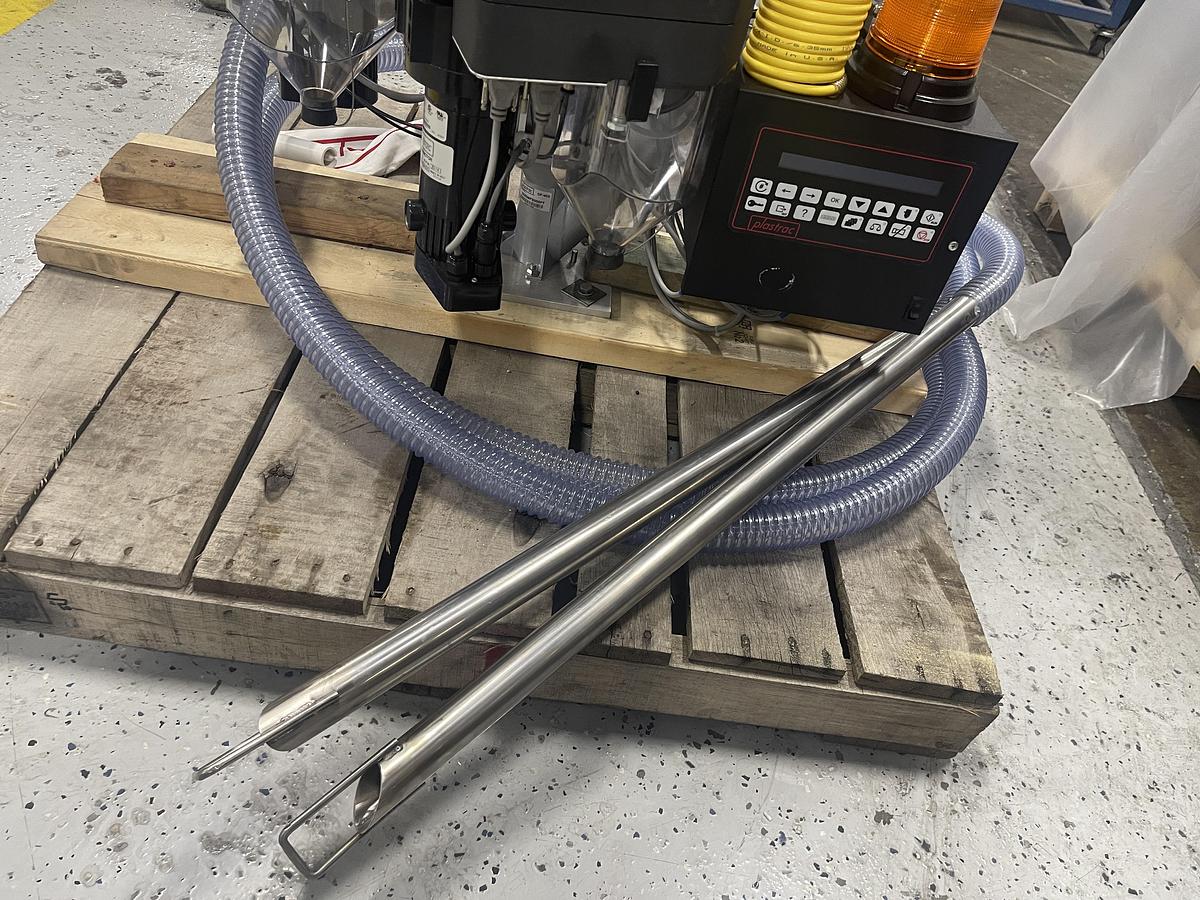 Used Auto-Disc Gravimetric Calibration Blender with Loading System