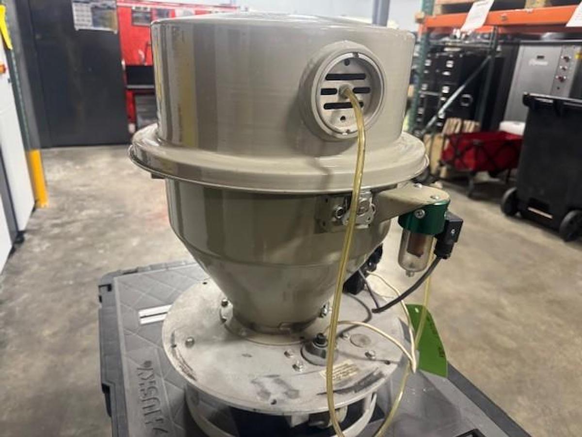Used Conair DL Series Material Receiver