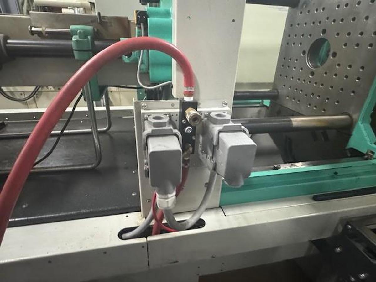 Used 110 Ton, 6.0 Oz., Arburg Allrounder 420C 1000-290 Golden Edition (2011)