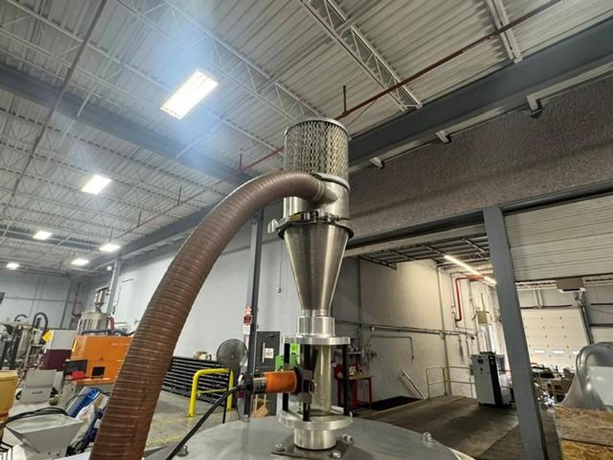 Used 50 lb./hr Dri-Air APD-6 Material Dryer with 200 lb. Hopper (2018)