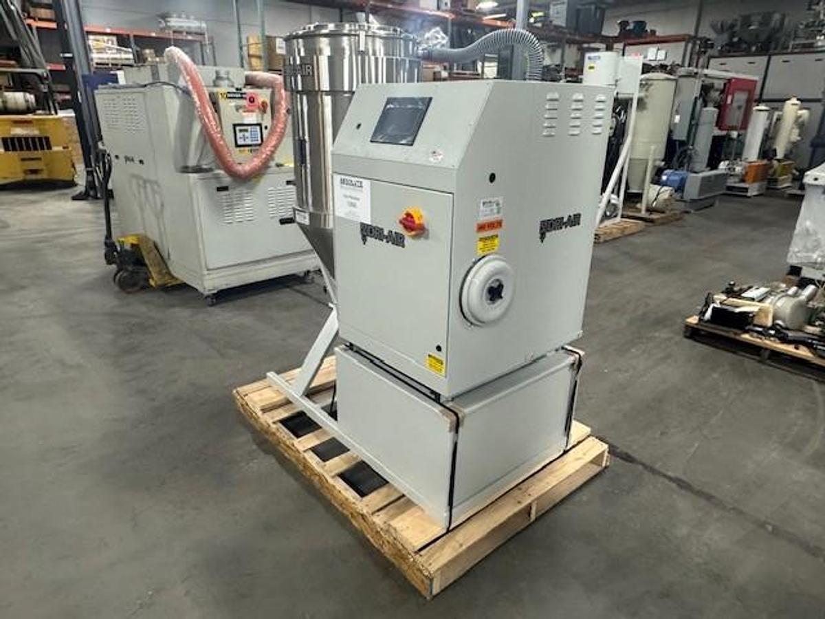 60 lbs/hour Dri-Air Material Dryer with 200 lb. Capacity Hopper (2026)