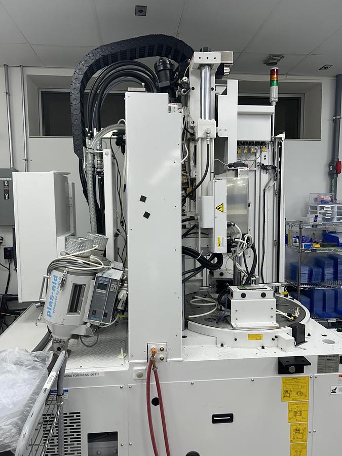 Used 22 Ton, 0.15 Oz., Sodick LP20VRE Vertical Injection Molding Machine