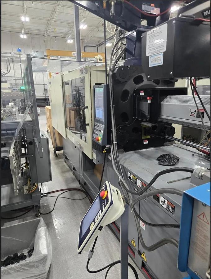 Used 198 Ton, 14.9 oz Nissei FNX180IIIA-36A Injection Molding Machine (2016)
