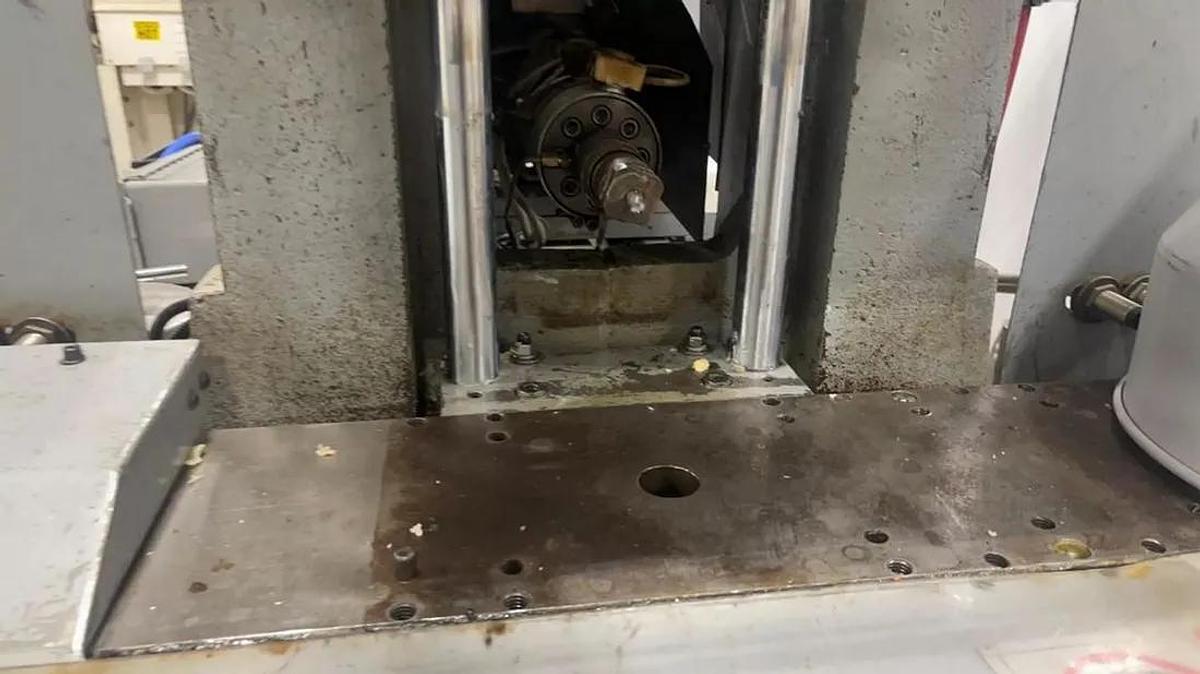 Used 30 Ton, 2 oz Newburry V2-30 Vertical Injection Molding Machine