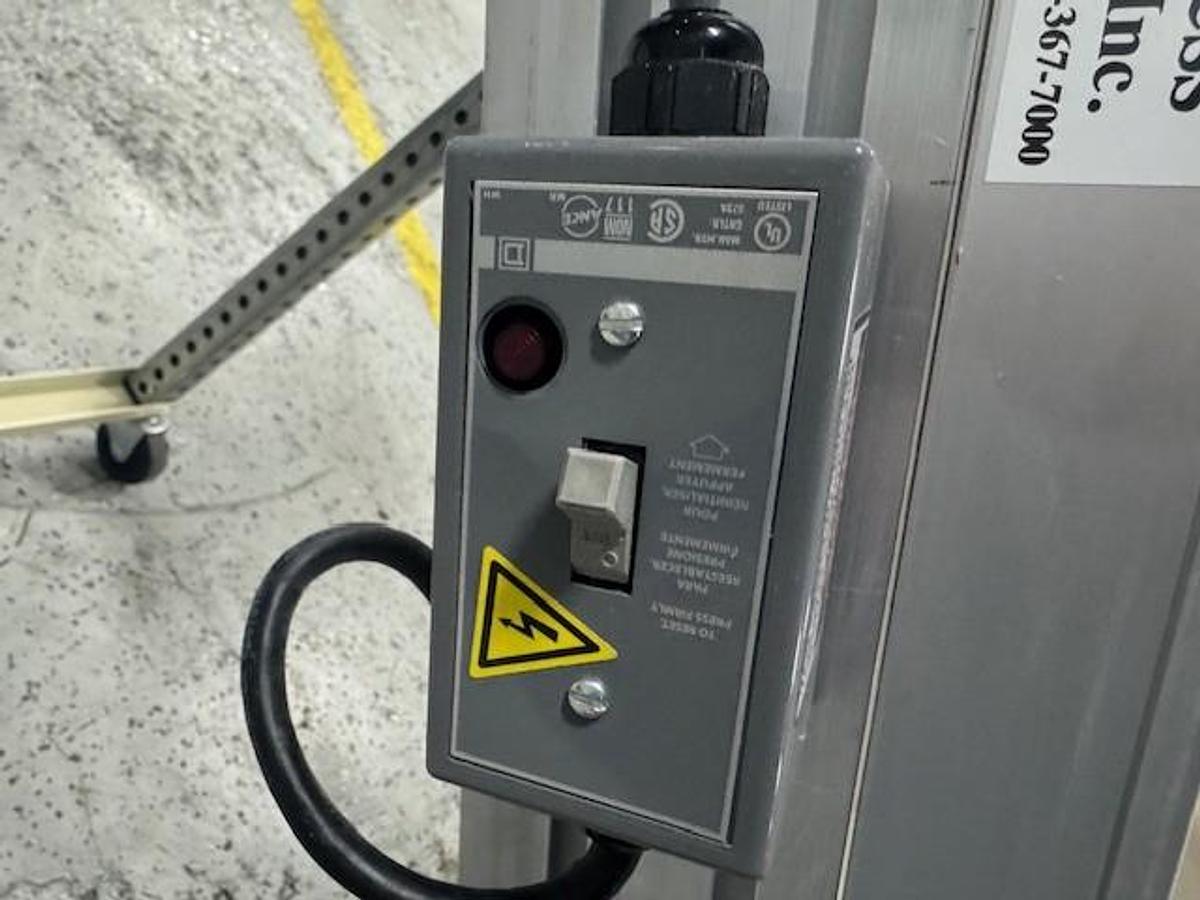 Used PPE Variable Speed Incline Conveyor