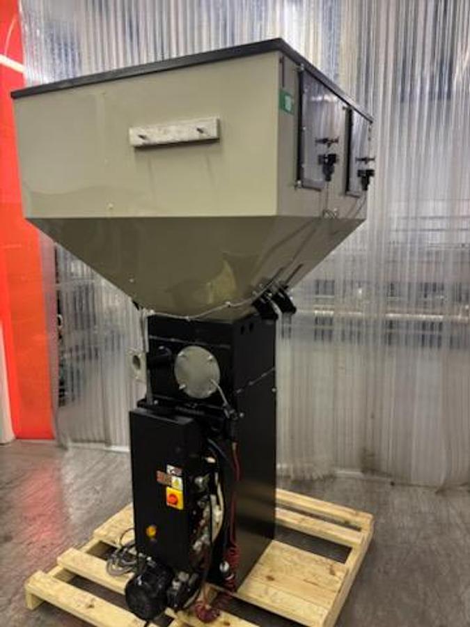 Used Not Ready - Conair Trueblend Gravimetric Batch Blender (2015)