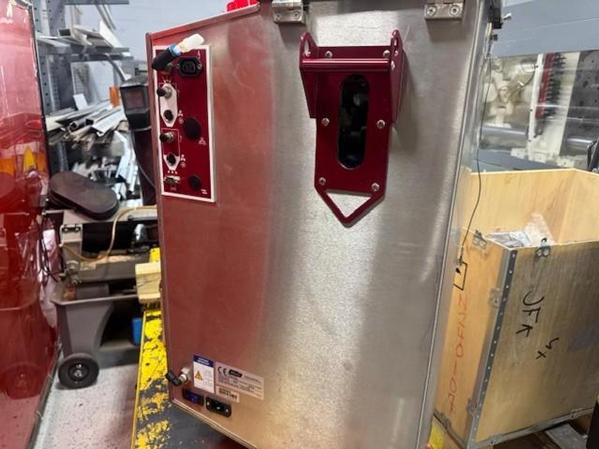 Used 28 lb./hr Wittmann CARD-40M Compressed Air Material Dryer (2024)