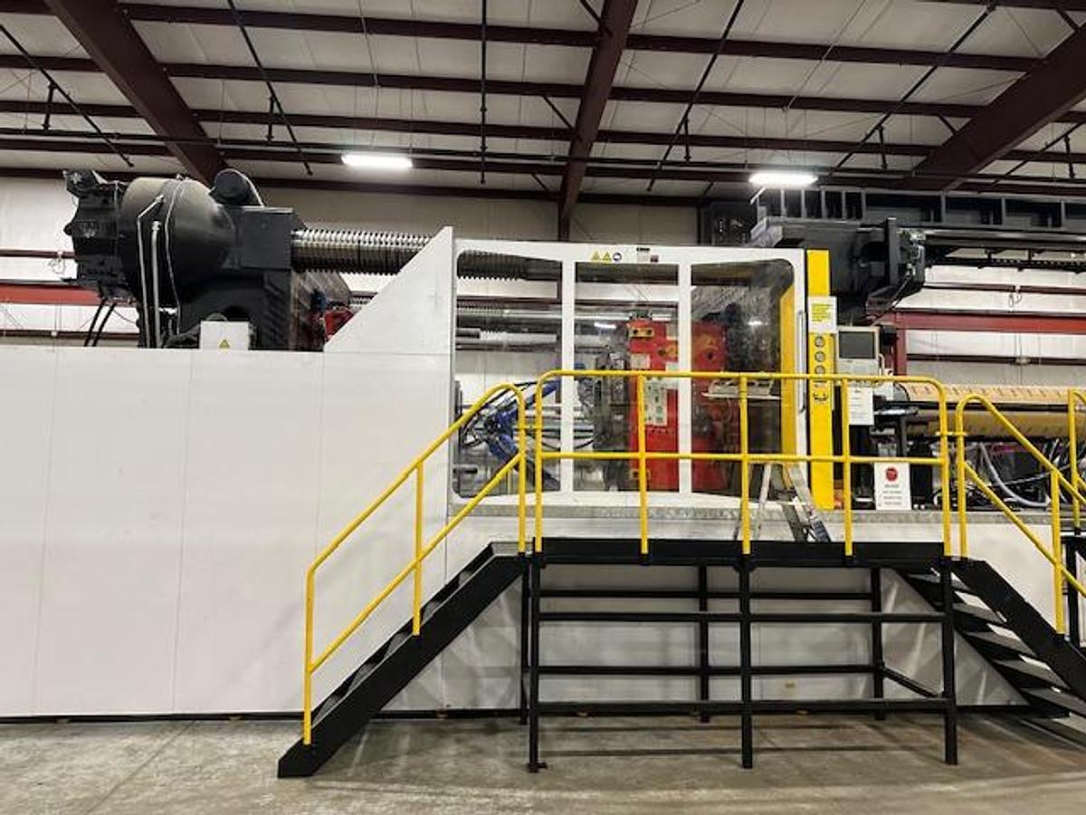 Used 3,300 Ton 1,029 oz Borche BU3300-V Injection Molding Machine with Yaskawa Robot (2024)