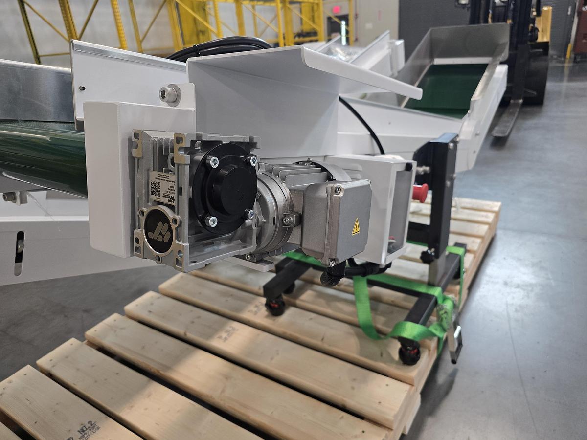 Shini Adjustable Nose Over Conveyor (2026)