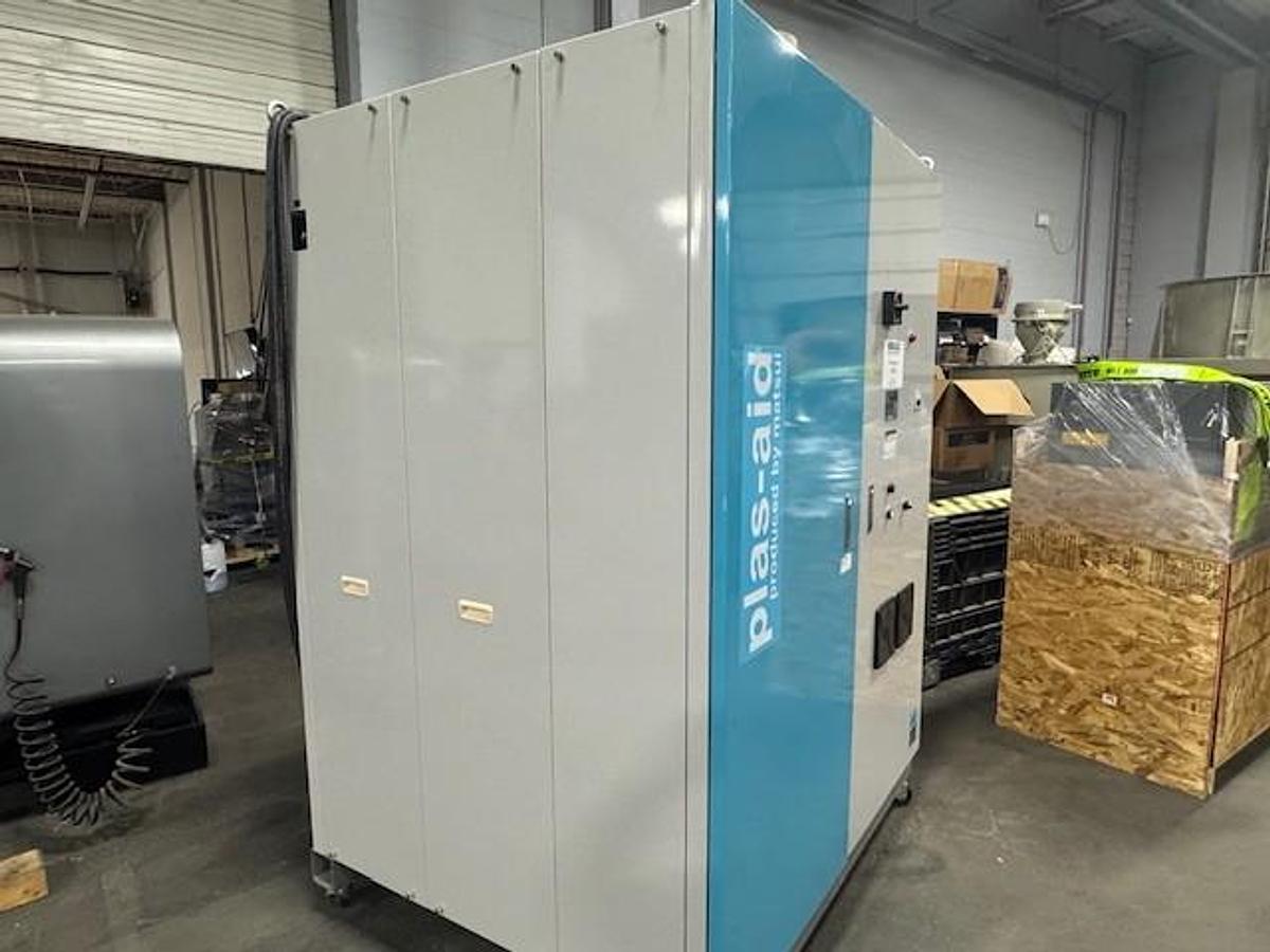 Used Matsui 530 cfm DMZ Series Material Dryer with Hopper (2022)
