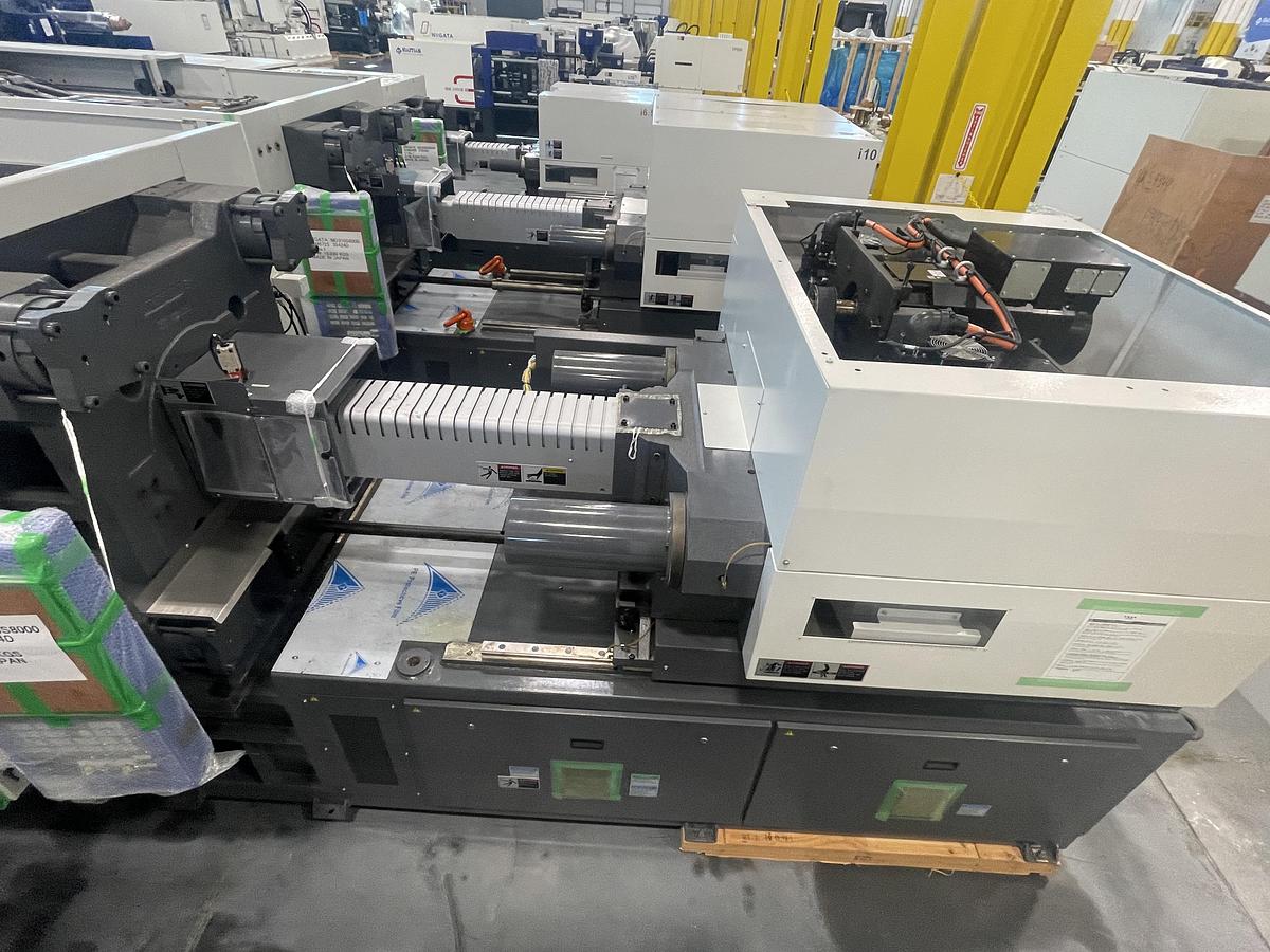 393 Ton, 3.09 oz Niigata MD385S8000/i22 Injection Molding Machine (2025)