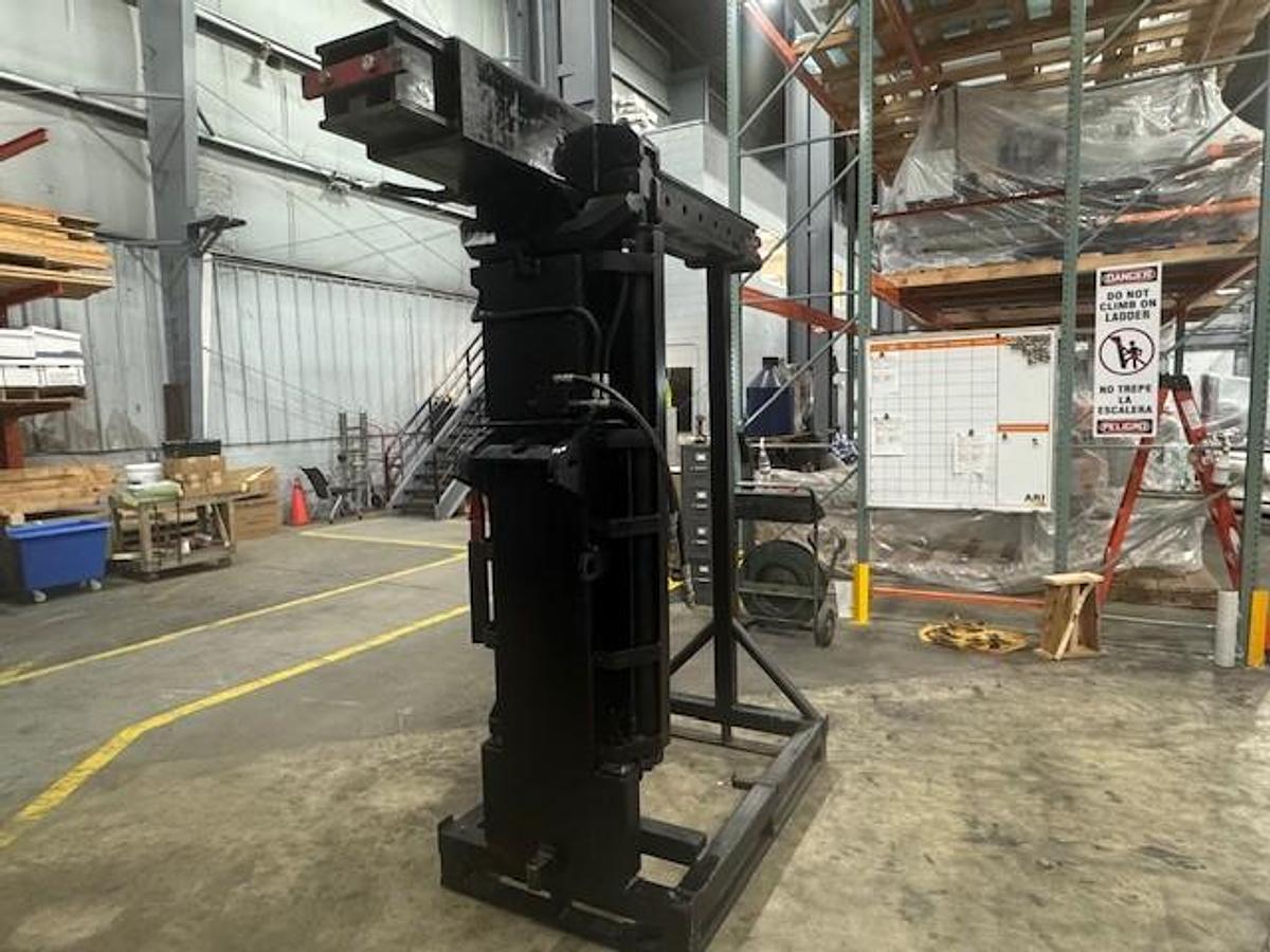 Used Versa Lift