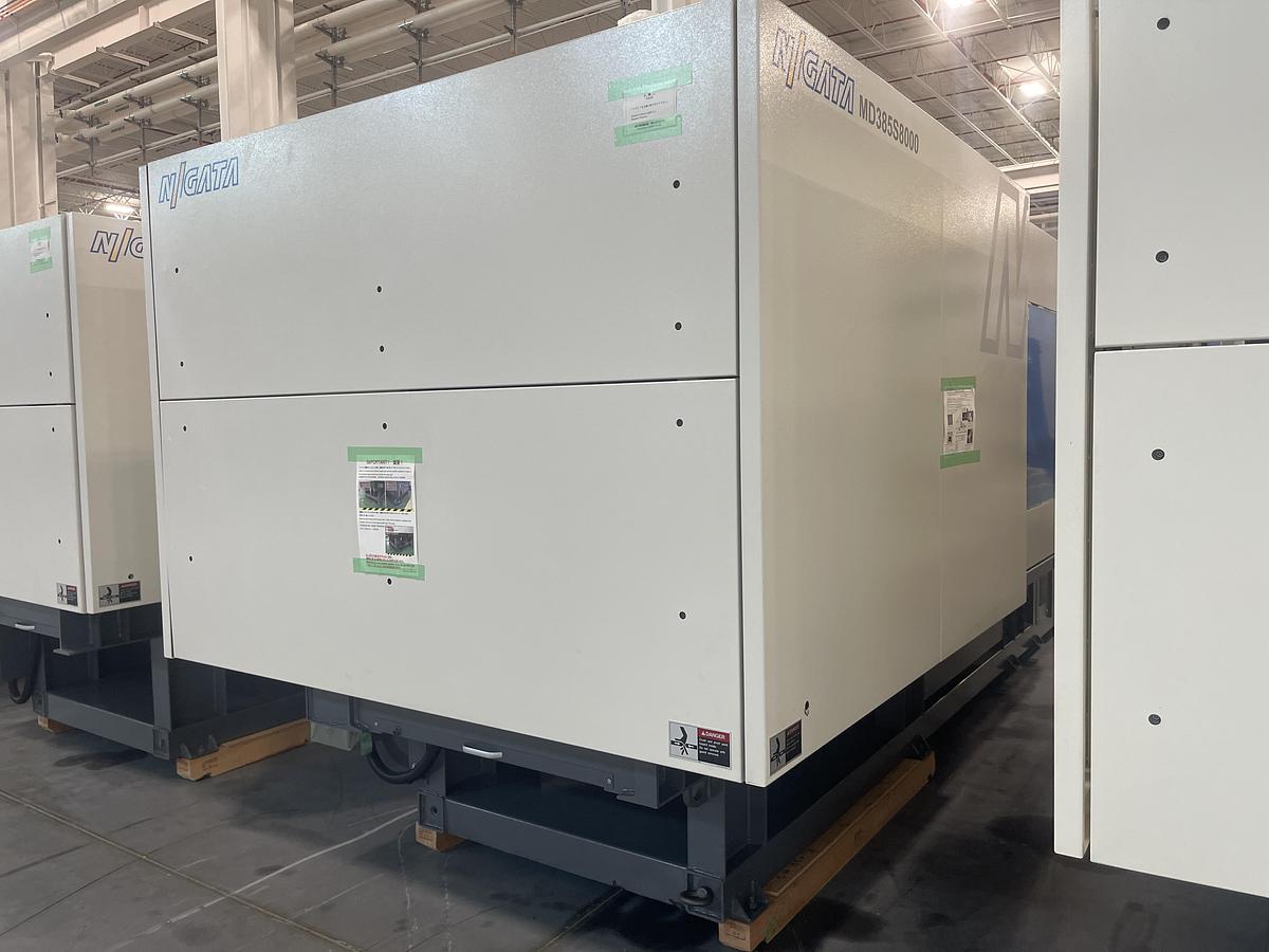 393 Ton, 3.09 oz Niigata MD385S8000/i22 Injection Molding Machine (2025)