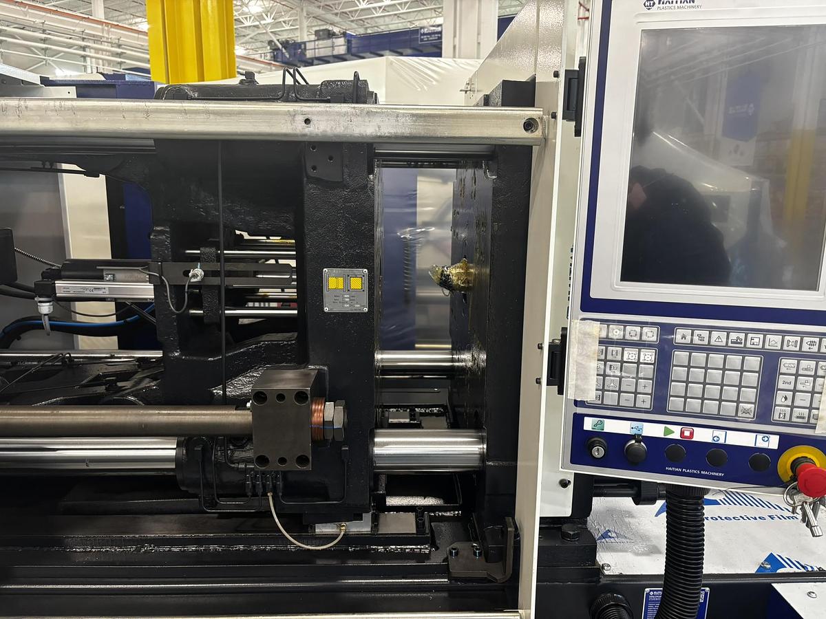 180 Ton, 12.64 oz. Haitian MAIII 1600/570 Injection Molding Machine (2023)