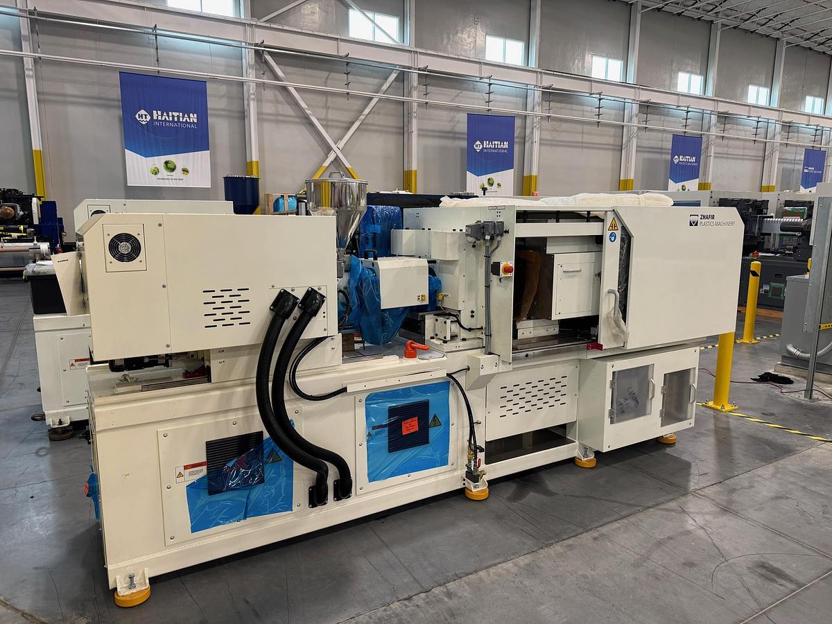 101 Ton, 1.16 Oz., Haitian Zhafir VEIII 900/120h Injection Molding Machine (2023)