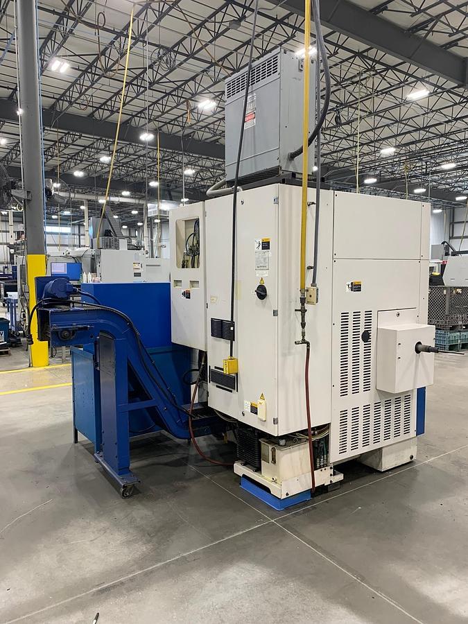 Used Daewoo Doosan Lynx 200B-GL CNC Turning Center (1999)