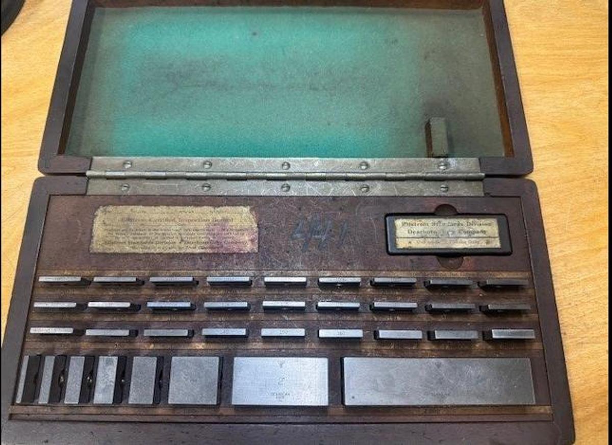 Used Elistrom/Dearborn 35-Piece Gage Block Set