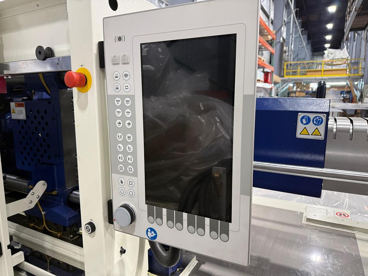 135 Ton, 4.73 oz Niigata MZ 1200/300 Injection Molding Machine (2025)