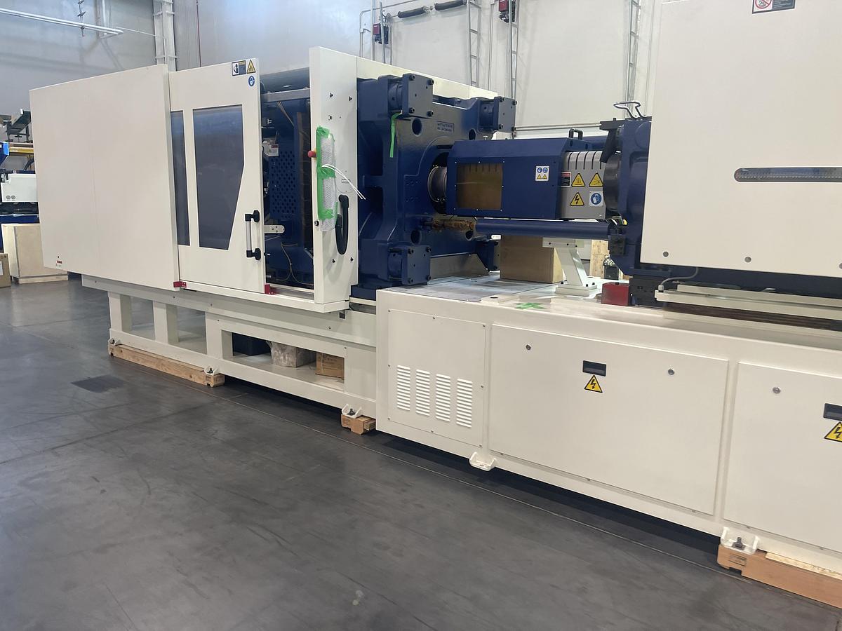 405 Ton, 39.73 oz Niigata MZ 3600/2250 Injection Molding Machine (2025)
