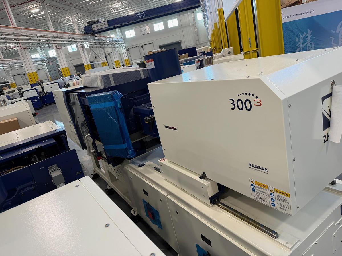 135 Ton, 4.73 Oz., Haitian VEIII 1200/300 Injection Molding Machine