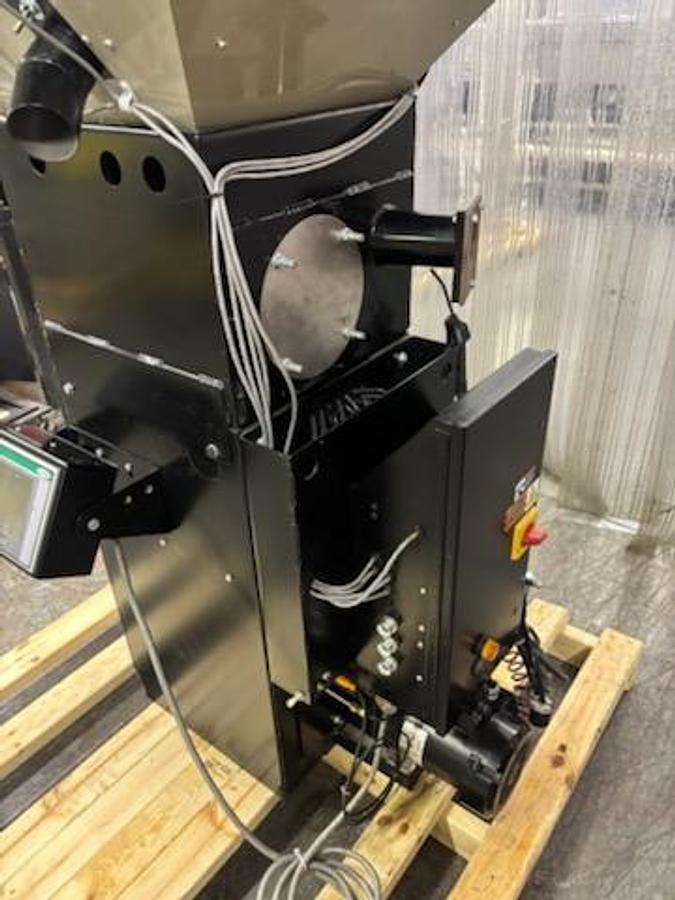 Used Conair Trueblend Gravimetric Batch Blender (2015)