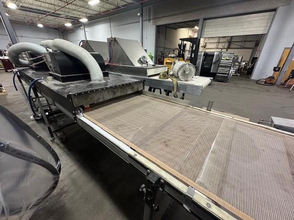 Used Crizaf 32" Wide x 20' Flat Belt Conveyor with Cooling System