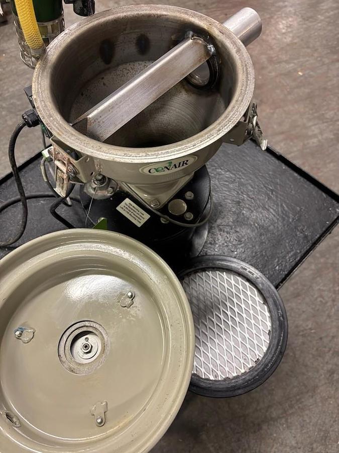 Used Conair Dustbeater Self-Contained Vacuum Loader