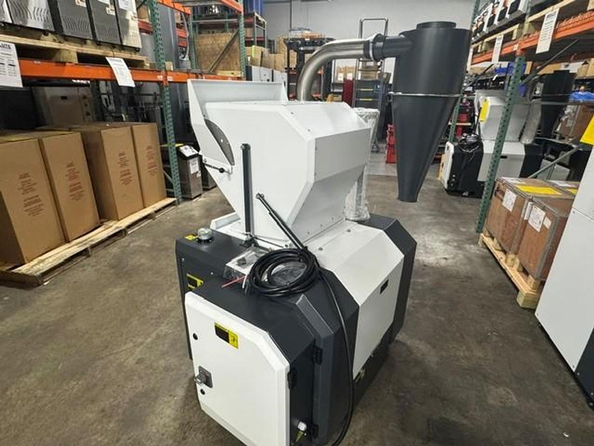 16.9 HP Shini SG-2348 Beside the Press Granulator with Blower and Cyclone (2026)