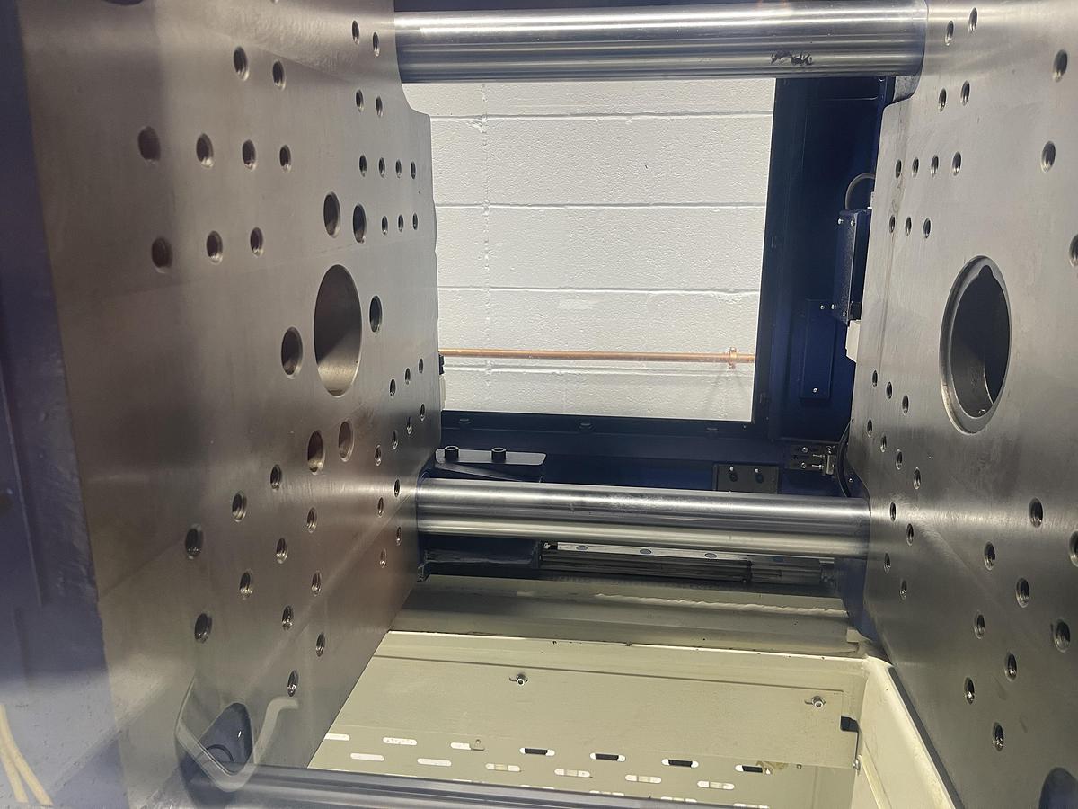 Used 101 Ton, 2.26 Oz., Haitian Zhafir VEIII900/210 Injection Molding Machine (2017)