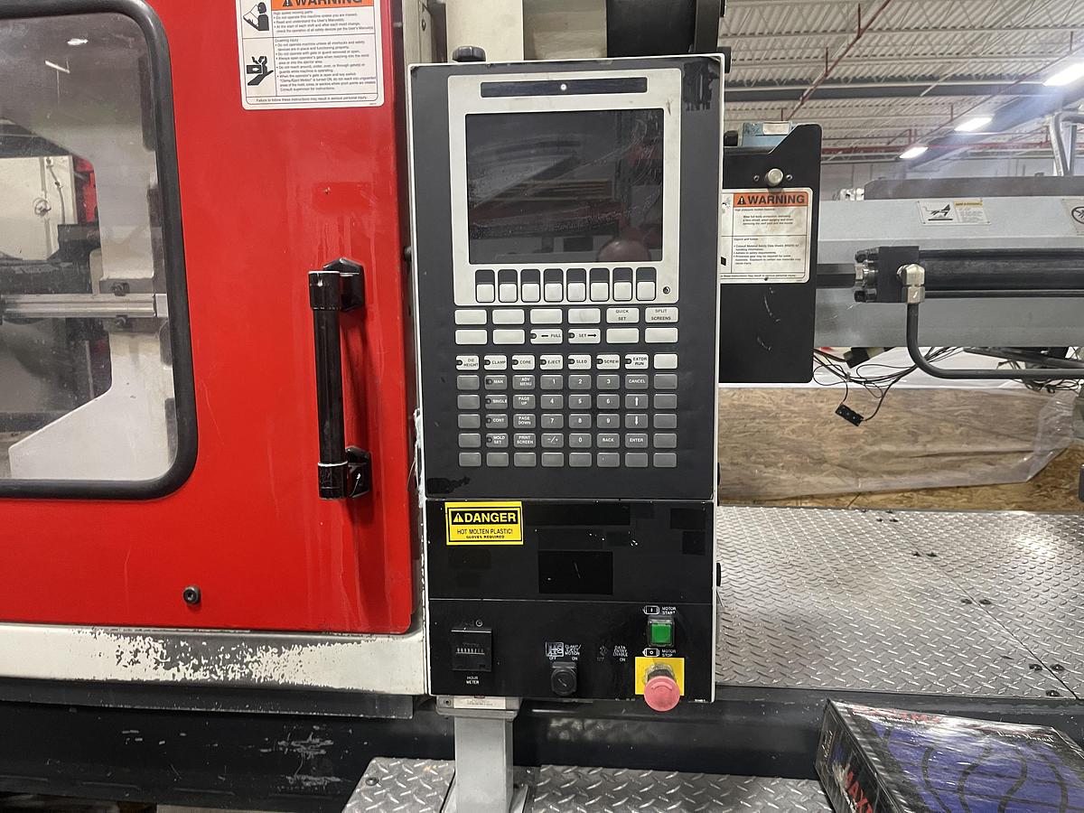 Used 310 Ton, 22 oz., Ferromatik Milacron Magna T310 Injection Molding Machine (2002)